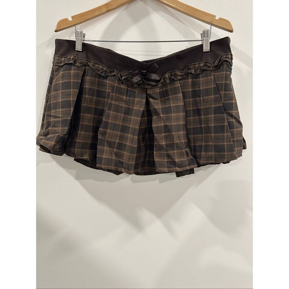 Brown Plaid Micro Mini Skort - Brown Plaid - Picture 4 of 10